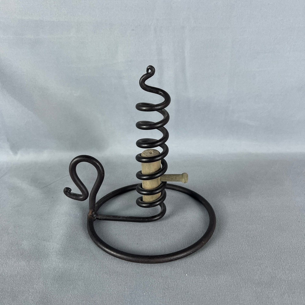 Vintage Style Steel Iron Adjustable Courting Candle Holder Black Spiral Coil